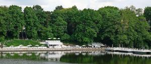 Strandbad Halensee im Berliner Bezirk Charlottenburg-Wilmersdorf.