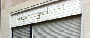Am Mittwoch ist das Schild weg, der Laden geschlossen. 