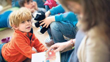 Neue Heimat. Kinder wie der fünfjährige Ian aus dem Irak suchen Schutz in Deutschland.