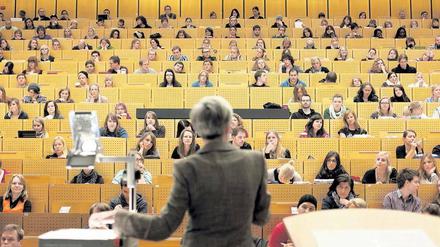 Professor wird oft ein anderer. Viele Nachwuchsforscher gehen leer aus, wenn dauerhafte Stellen vergeben werden. 