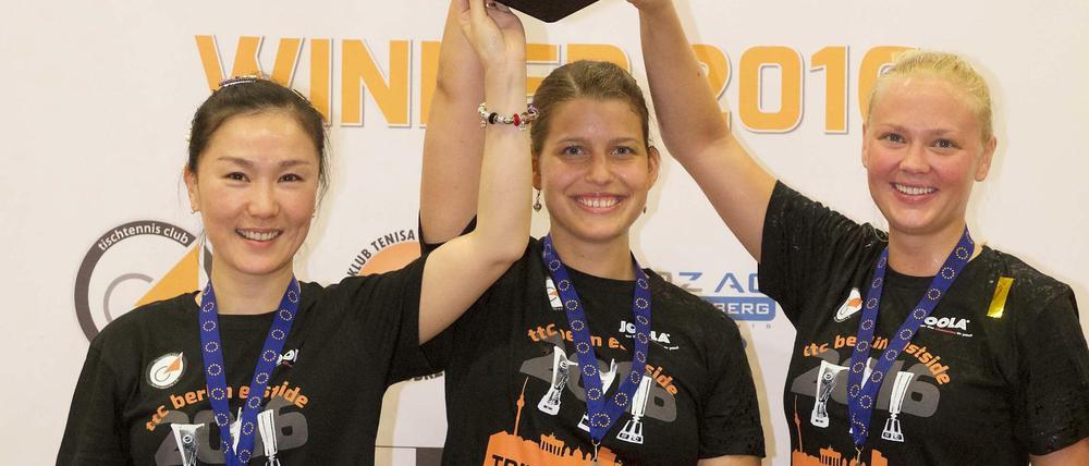 Da ist das Ding: Shan Xiaona, Petrissa Solja, Georgina Pota (von links).