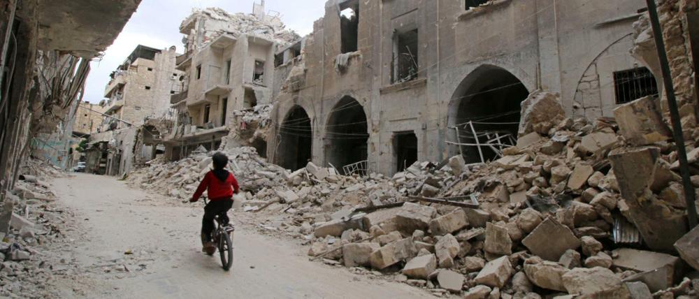 Trauriger Alltag in der Altstadt von Aleppo. 