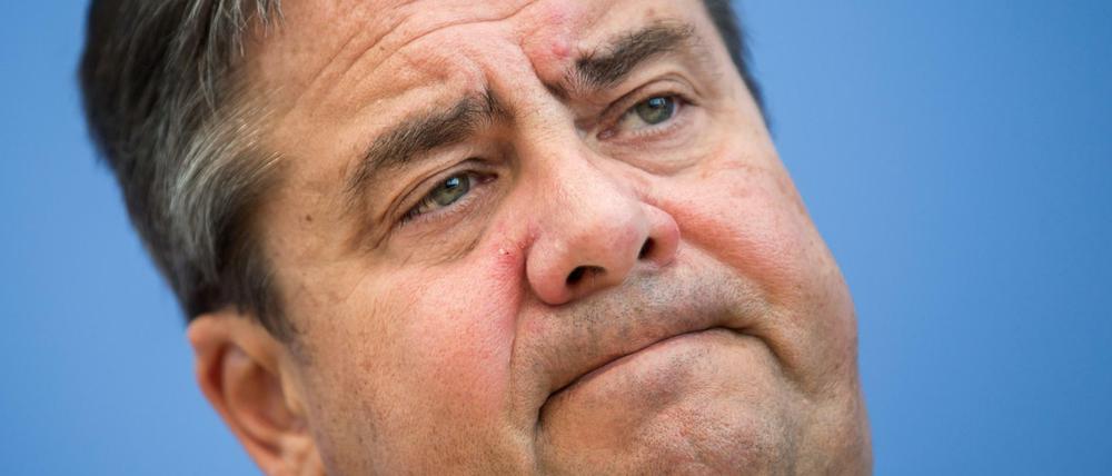 SPD-Chef Sigmar Gabriel steht in seiner Partei unter Druck.