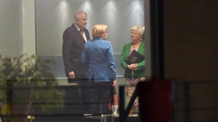 Lange Nächte im Kanzleramt: Horst Seehofer, Angela Merkel, Gerda Hasselfeldt. 