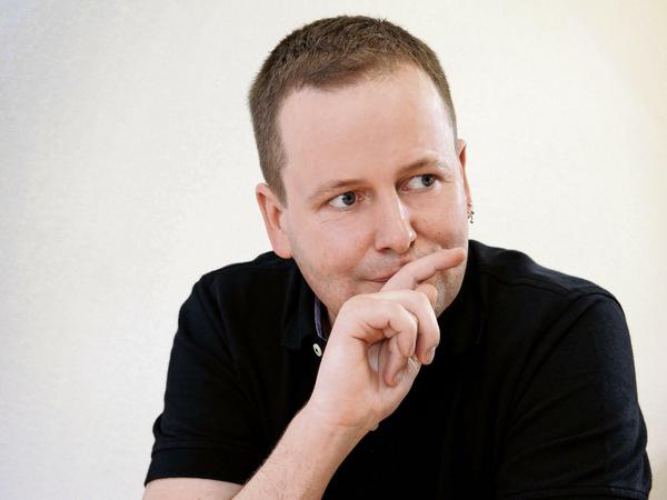 Klaus Lederer, Landeschef der Linken, in seinem Büro in der Parteizentrale im Karl-Liebknecht-Haus.