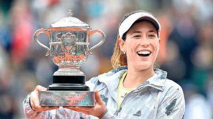 Ein Bild für das Familienalbum. Garbine Muguruza hatte Serena Williams bereits eine der empfindlichsten Niederlage ihrer Karriere beigebracht. Auch am Samstag setzte sich die Spanierin im Finale der French Open gegen die Weltranglistenerste durch. 