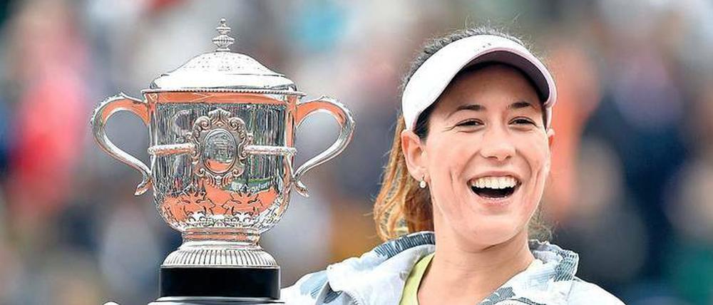 Ein Bild für das Familienalbum. Garbine Muguruza hatte Serena Williams bereits eine der empfindlichsten Niederlage ihrer Karriere beigebracht. Auch am Samstag setzte sich die Spanierin im Finale der French Open gegen die Weltranglistenerste durch.
