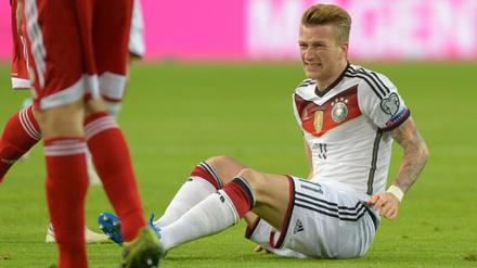 Bisher teilte der DFB mit, Reus werde vorsichtshalber geschont. Nun zweifeln die Ärzte offenbar seine Belastbarbeit für das EM-Turnier an.