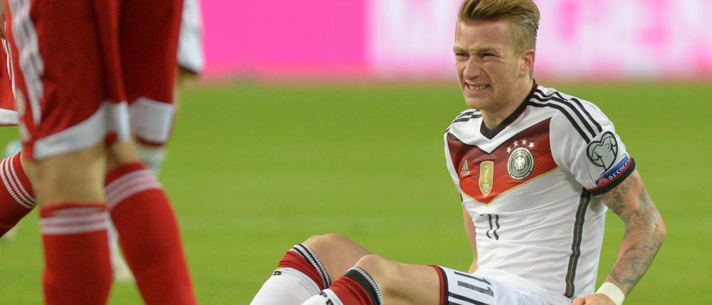 Bisher teilte der DFB mit, Reus werde vorsichtshalber geschont. Nun zweifeln die Ärzte offenbar seine Belastbarbeit für das EM-Turnier an.