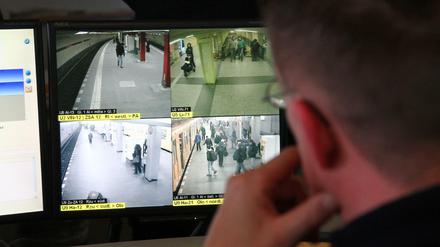 Die U-Bahnhöfe in Berlin sind kameraüberwacht.
