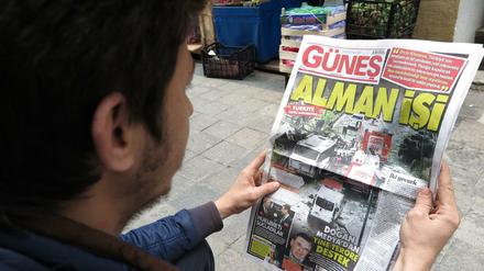"Alman isi" - deutsches Werk. Die Titelseite der Zeitung "Günes" vom 8.6.2016.