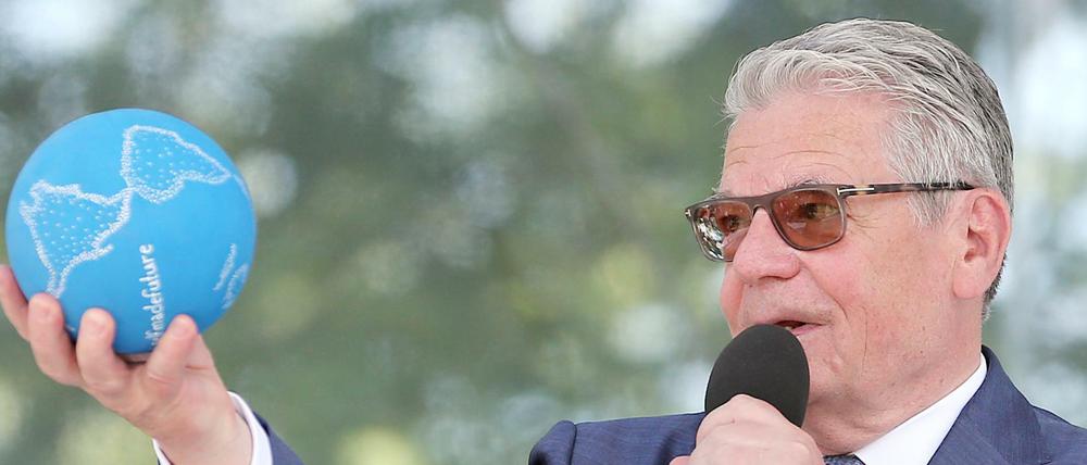 Gauck oder nicht Gauck, das ist hier nicht mehr die Frage. Gesucht wird ein oder eine Nachfolger_in für den Mann. Vielleicht per Volksentscheid?
