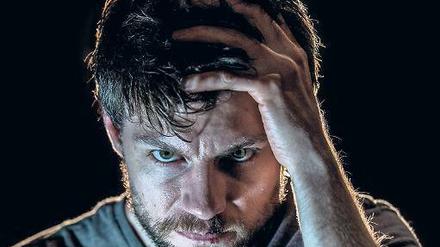 Wer bin ich? Die Fox-Serie „Outcast“ mit Patrick Fugit ist via Sky zu sehen.