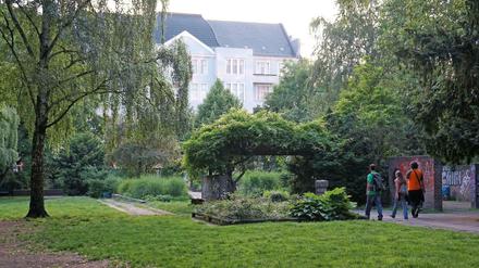 Die umstrittene Planung für eine Neugestaltung des Olivaer Platzes geht nun in die Endrunde.