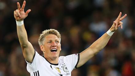 Bastian Schweinsteiger nach seinem Tor gegen die Ukraine.