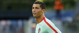 Da isser ja. Cristiano Ronaldo in Lens. 