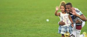 Diesmal ohne meine Töchter. Jérôme Boateng sorgt sich um seine Familie und will sie zu Hause lassen.