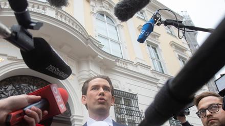 Österreichs Kanzler Sebastian Kurz am Donnerstag vor der Hofburg.