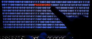 Der Verfassungsschutz warnt vor Cyberkriminalität gegen deutsche Unternehmen. 