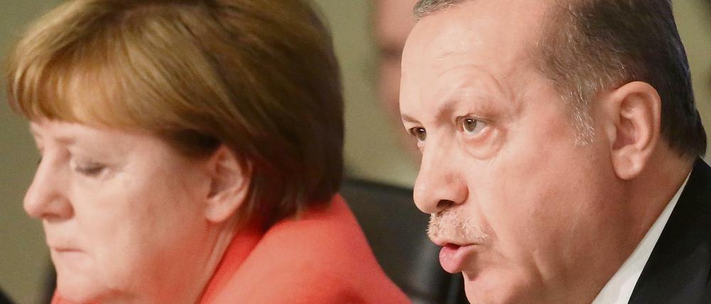 Kanzlerin Angela Merkel und der türkische Staatspräsident Recep Tayyip Erdogan haben nicht das beste Verhältnis.