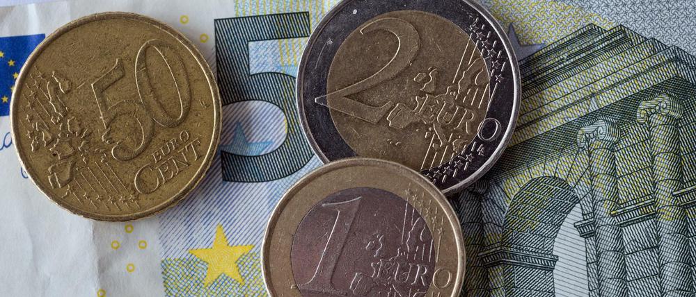 Unternehmen mit Tarifbindung zahlen überdurchschnittlich oft Urlaubsgeld.