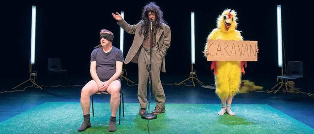 Gedanken müsste man lesen können. Szene aus "Real Magic". 