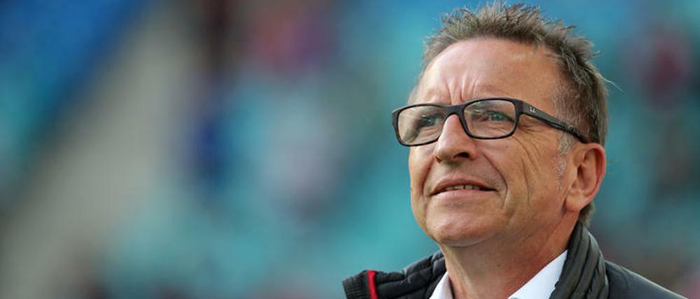 Schon wieder aufgestiegen. Norbert Meier wechselt von Zweitligist Arminia Bielefeld zu Darmstadt 98 in Liga eins.
