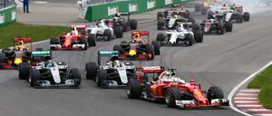 Sebastian Vettel (im Ferrari) mit einem Traumstart in den GP von Kanada.