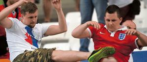 Nach dem Gruppenspiel zwischen England und Russland kam es zu brutalen Auseinandersetzungen.
