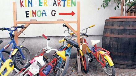 Es wird voll auf dem Parkplatz. Auch die die Zahl der Kinderräder vor den Kitas dürfte steigen. 
