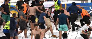 Nicht im TV: Ausschreitungen im Stadion beim EM-Spiel Russland gegen England