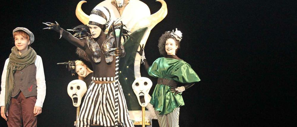 Ein Fotoshooting mit Hauptdarstellerin Paula (vorn) und Sascha Laue als Victor gab es schon.