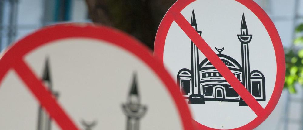 Hass auf Moscheen könnte das Motiv des Mannes sein.