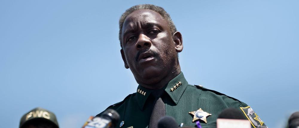 Polizei-Chef Jerry Demings bei einer Pressekonferenz in Florida.
