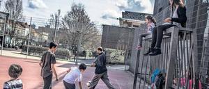 Rund im Grau. Aus dem trostlosen Brüsseler Problemviertel Molenbeek stammen viele Fußballprofis.