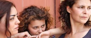 Maria (Barbara de Matteis), Ina (Laura Licchetta) und Adele (Celeste Casciaro).