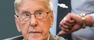 Über seinen Dienst in Auschwitz hat Reinhold Hanning zeit seines Lebens geschwiegen.