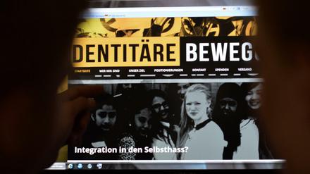 Eine im rechten Bereich agierende Webseite. 