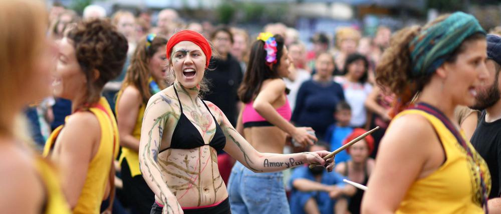 Berlin ist bunt: Das zeigen diesen Donnerstag wieder viele Musiker.
