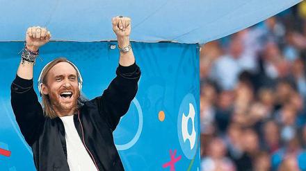 Schlecht-Guetta-Prognose. Dieser Mann erinnerte bei der Eröffnungsfeier an DJ Bobo. Und erwies sich als böses Omen.