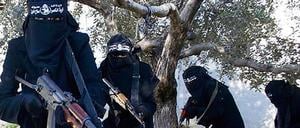 Ein Propagandavideo zeigt Anhängerinnen der IS-Miliz angeblich in der syrischen Stadt Rakka. 