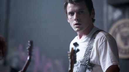 Anton Yelchin in einer Szene aus dem Film «Green Room», der seit zwei Wochen in den deutschen Kinos läuft.