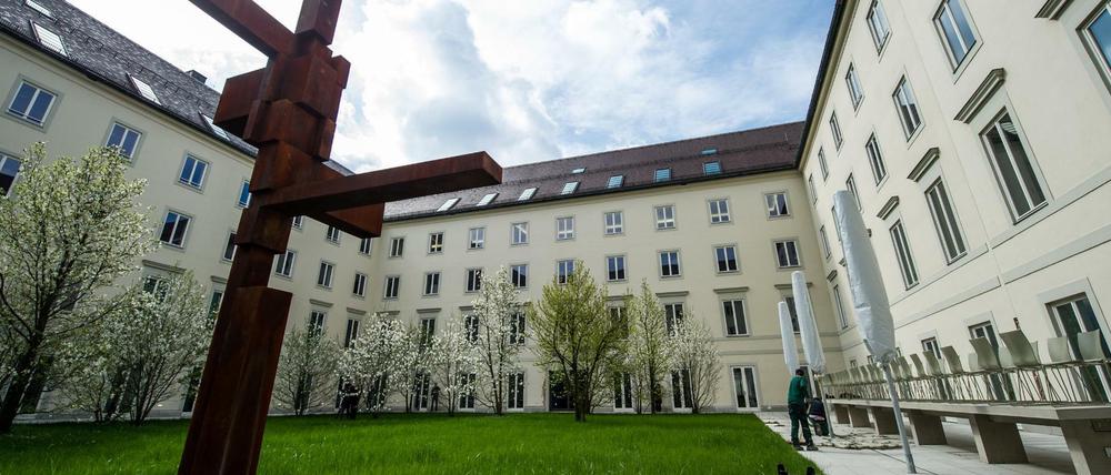 Der Innenhof des neuen Dienstgebäudes des Erzbischöflichen Ordinariats in München (Bayern). Das Gebäude wurde kürzlich für rund 55 Millionen Euro saniert.