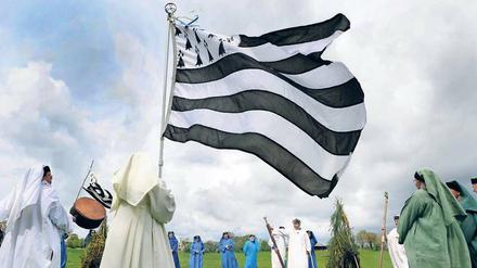 Belenus und bretonische Flagge.
