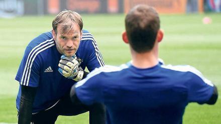 Aus dem Tief. Roy Carroll hat schwere Zeiten hinter sich. Foto: dpa/Zborowski