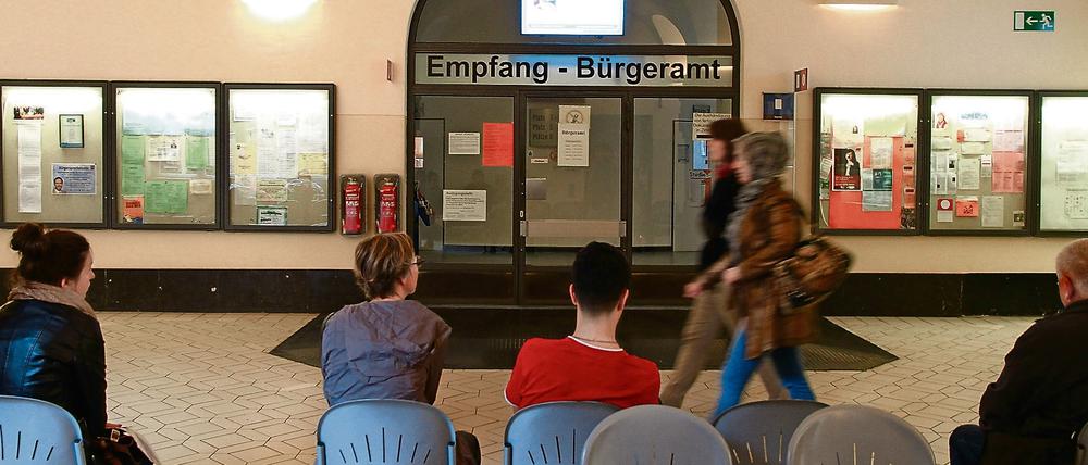Mit Geduld. 60 Tage vorher sind Termine online freigeschaltet.