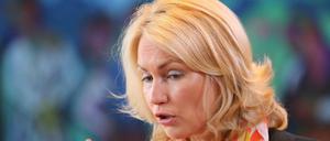 Manuela Schwesig will per Gesetz die Einkommenslücke zwischen Männern und Frauen verkleinern. 