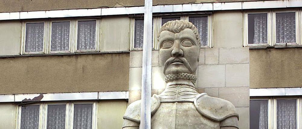 Der Burger Roland wacht über die Stadt.