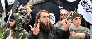 Islamische Fundamentalisten demonstrieren 2012 in Solingen und greifen im Verlauf der Veranstaltung auch Polizisten an.