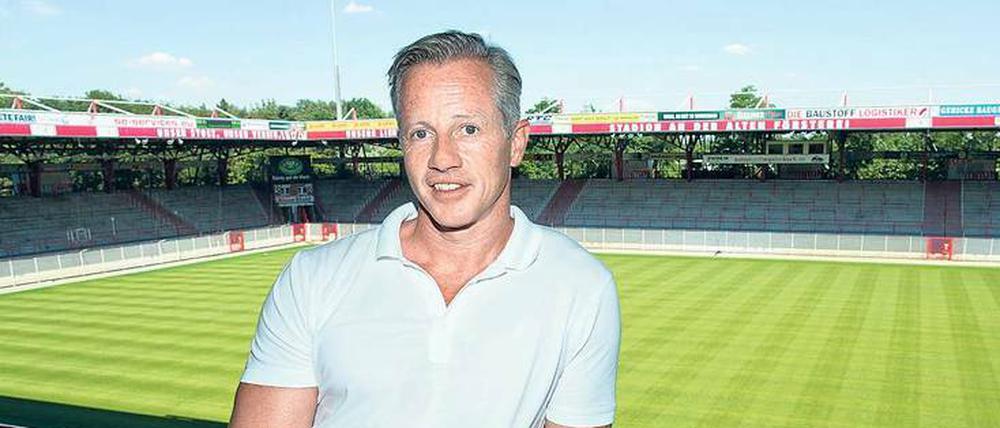 Neuer Mitarbeiter im Außenbereich. Jens Keller wird in Zukunft öfter im Stadion an der Alten Försterei anzutreffen sein.